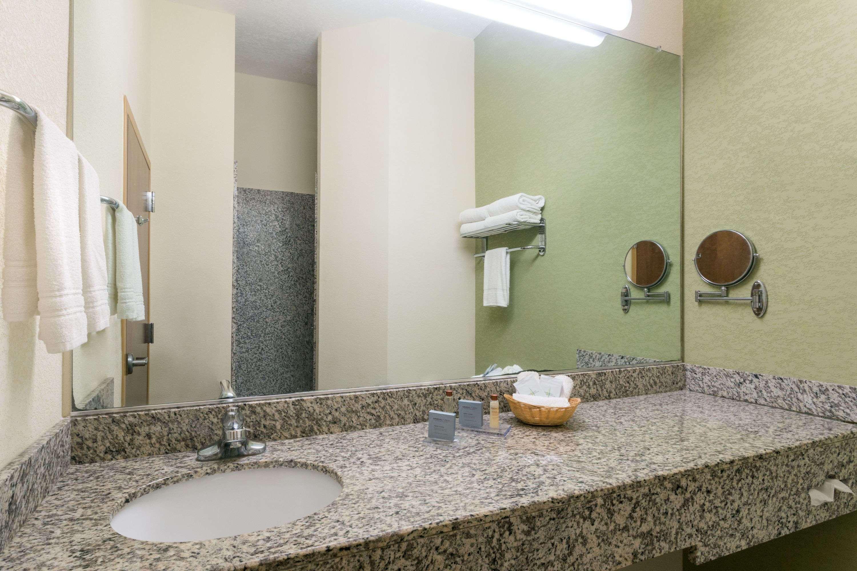 Hawthorn Extended Stay By Wyndham Kingsland Esterno foto
