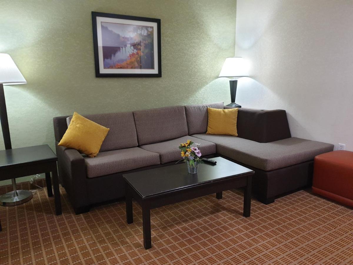 Hawthorn Extended Stay By Wyndham Kingsland Esterno foto